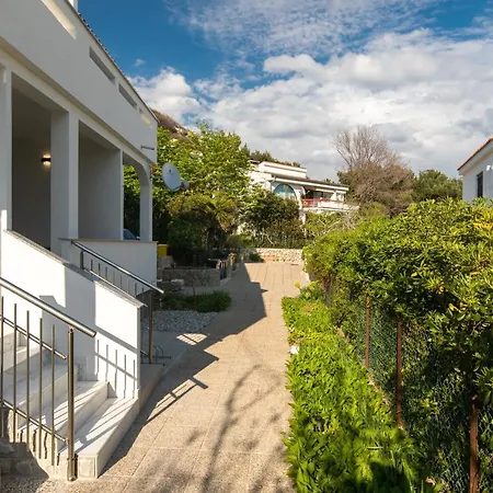 Katarina Appartamento Baška